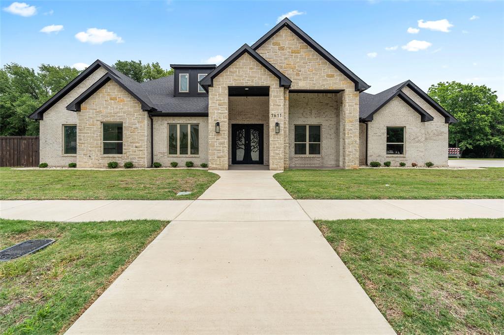 7611 Awadi Court — photo