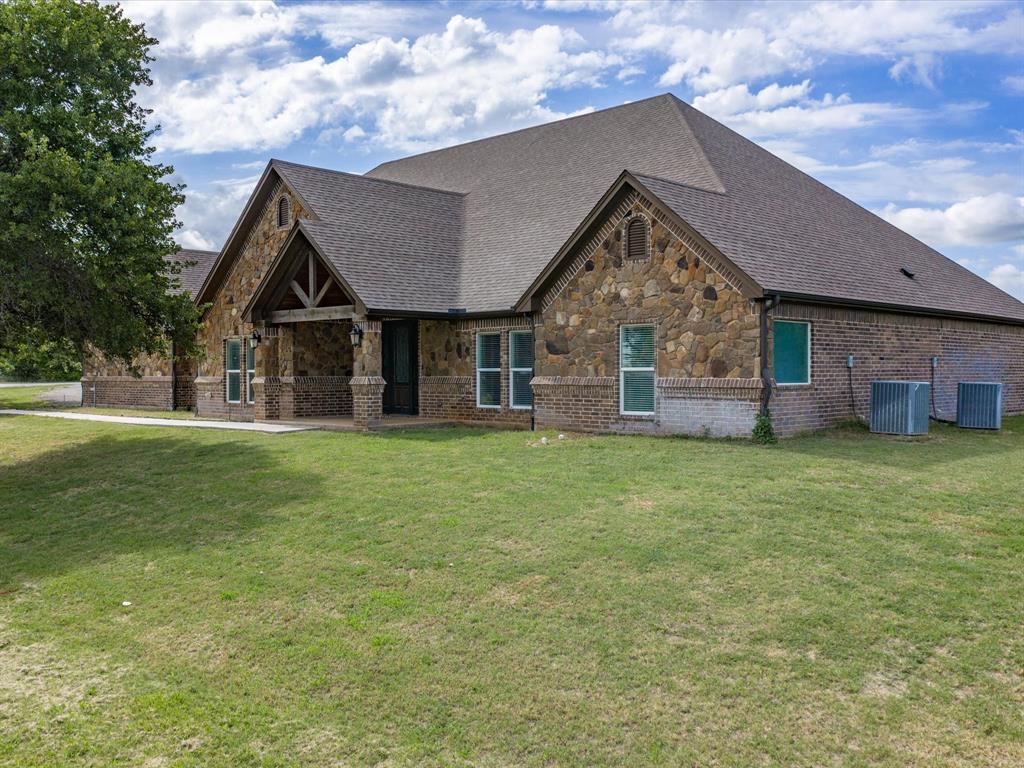 910 County Road 1111 — photo