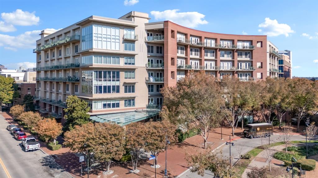 5055 Addison Circle 731 — photo
