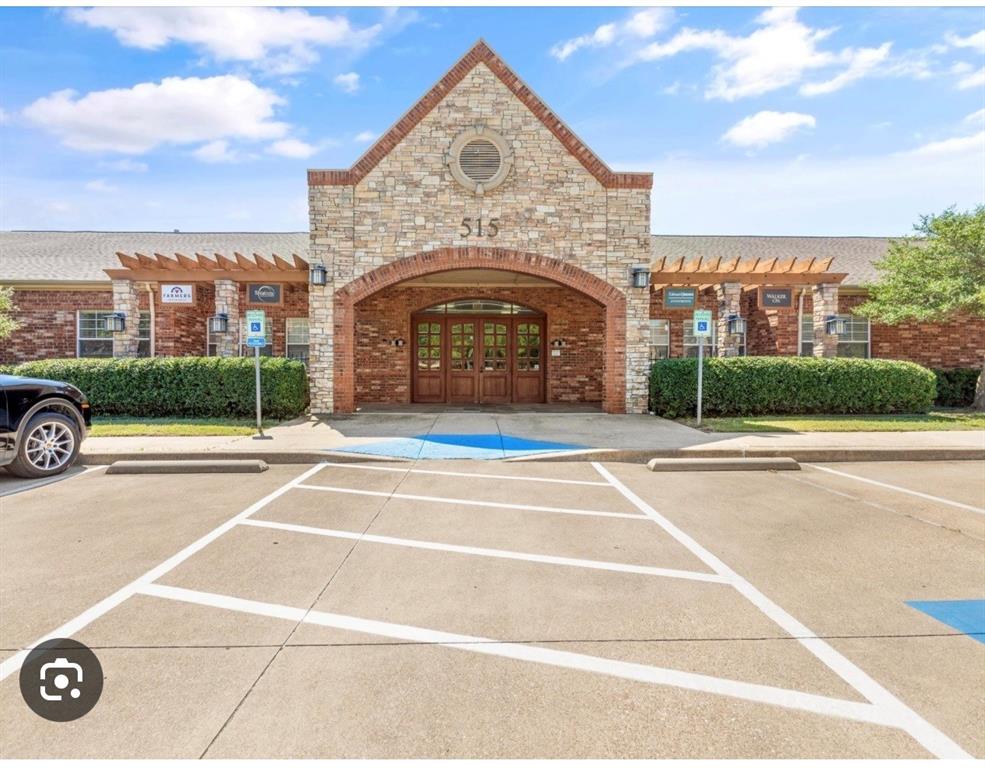 515 W Southlake Boulevard 120 — photo