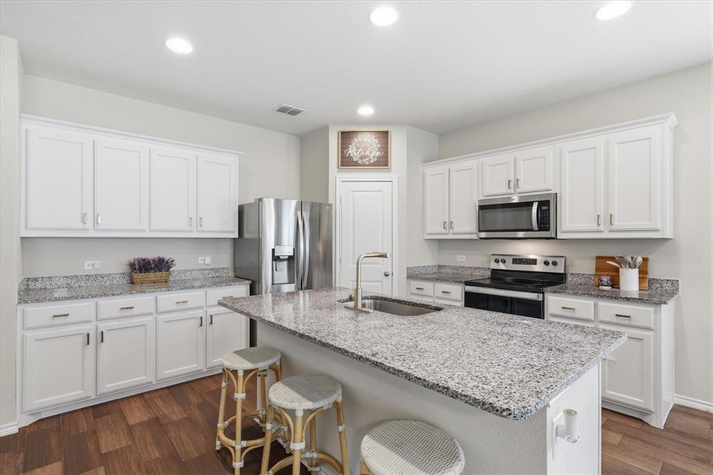 8993 Fair Oaks Drive — photo