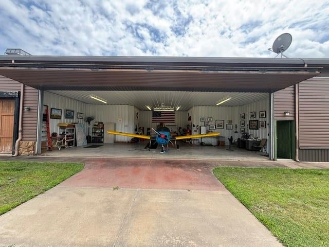 5380 Kelly — photo