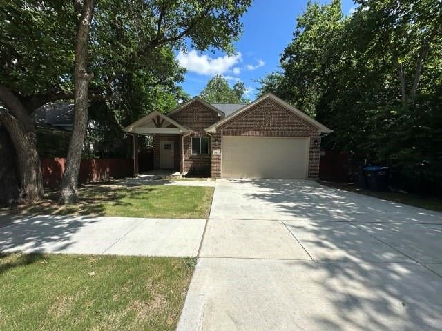 917 E Maddox Avenue — photo