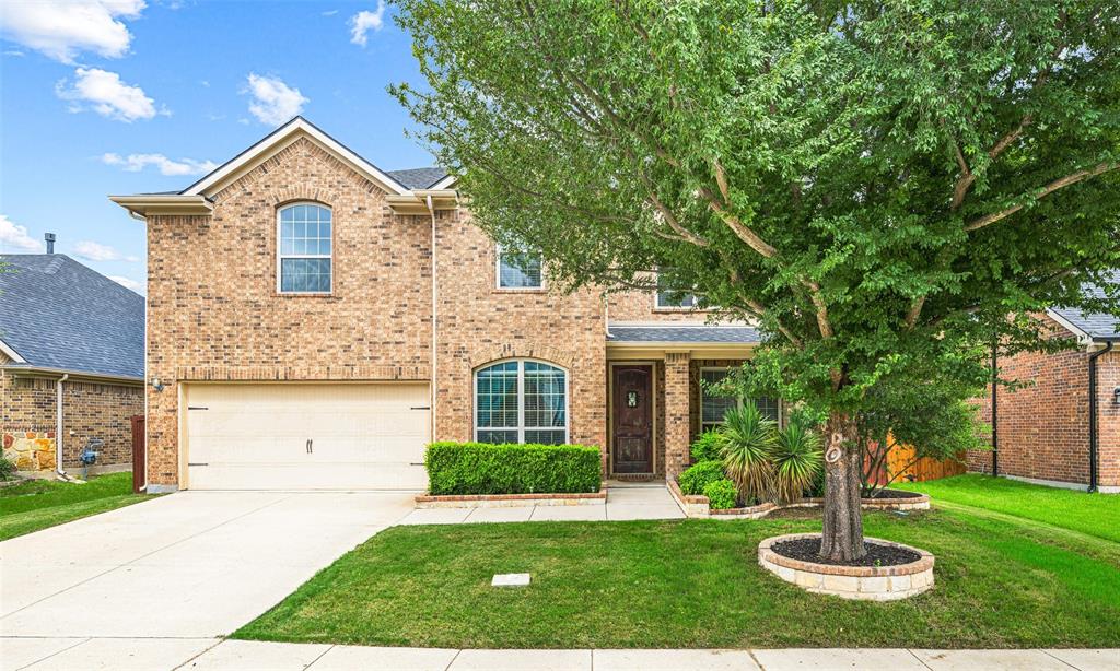 1374 Sandhurst Drive — photo