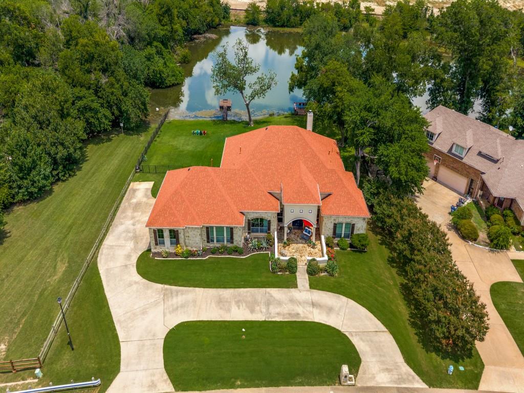 1549 Brook Lane — photo