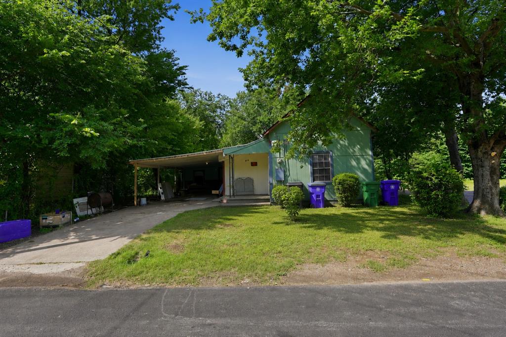916 Turner Street — photo