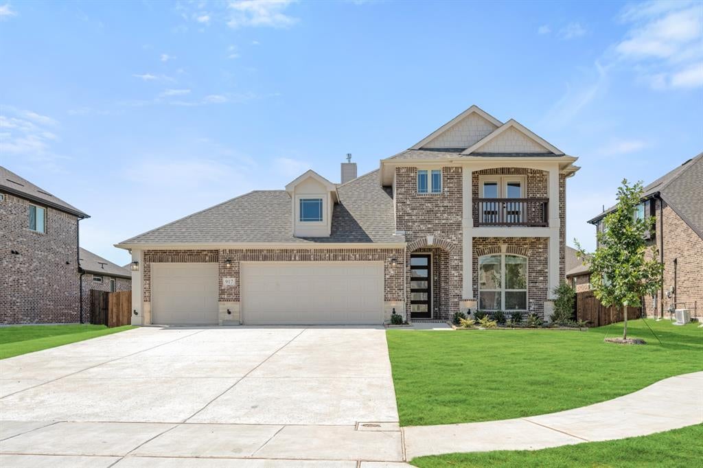 917 Greenleaf Court — photo