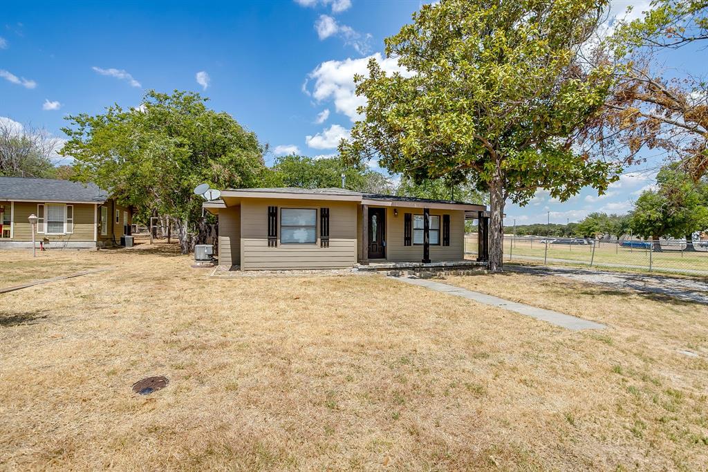 913 Jameson Street — photo