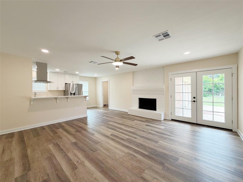 4909 Loch Lomond Drive — photo