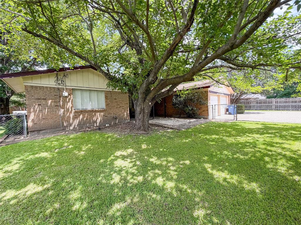 604 Cooper Street — photo