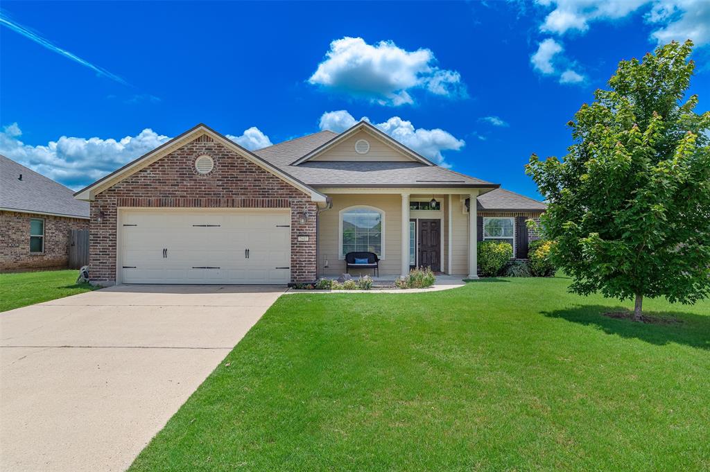 2607 Switchgrass Drive — photo