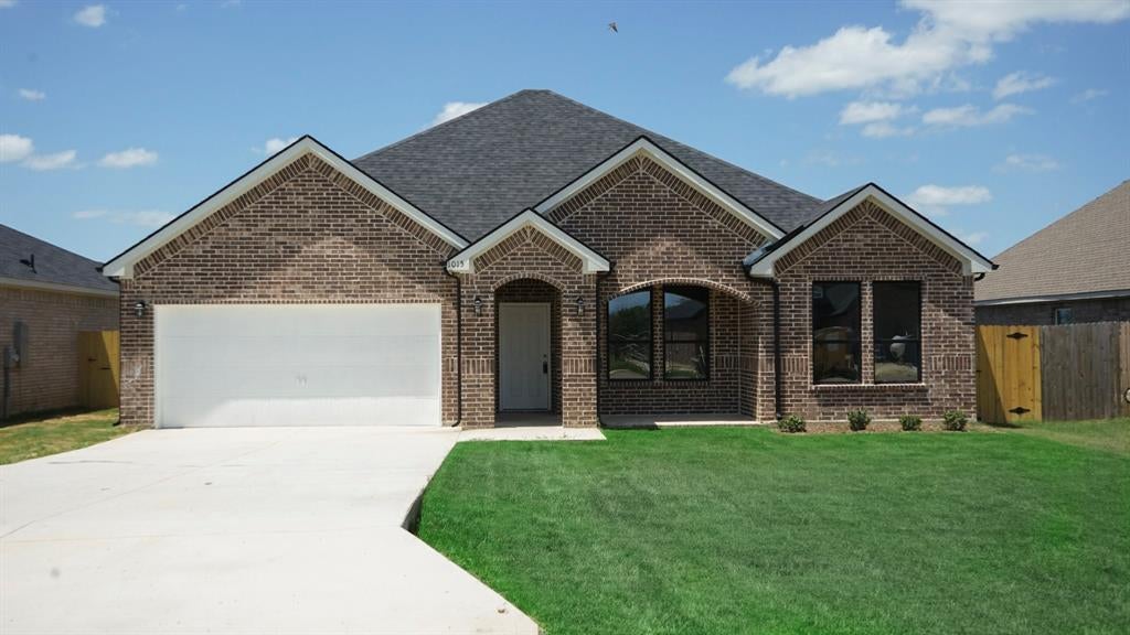 1011 Springview Lane — photo