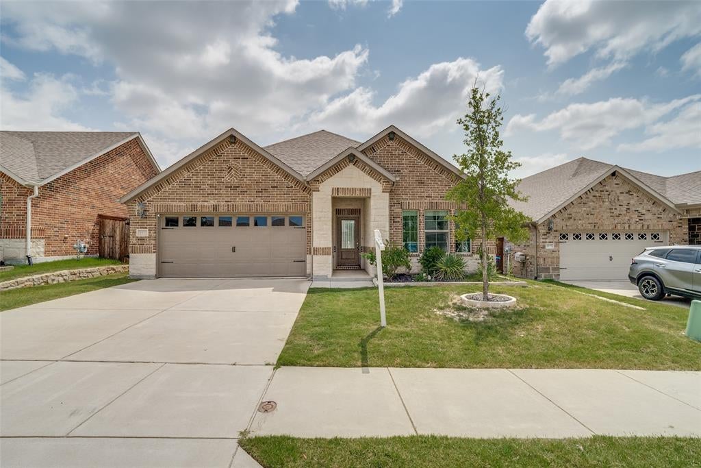 5573 Cypress Willow Bend — photo