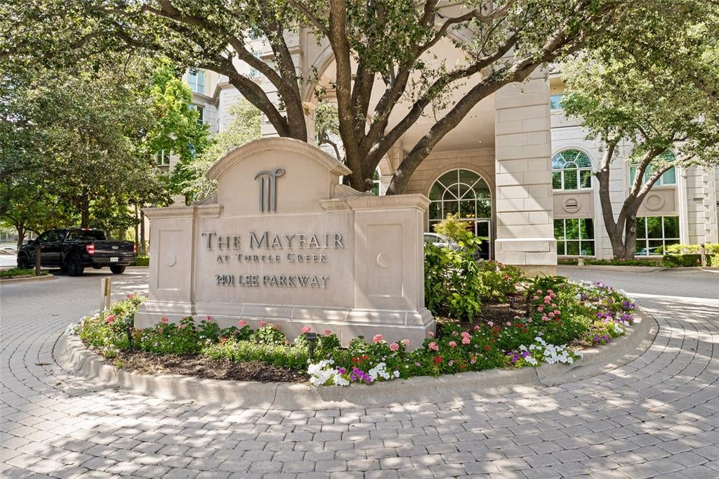 3401 Lee Parkway 401 — photo