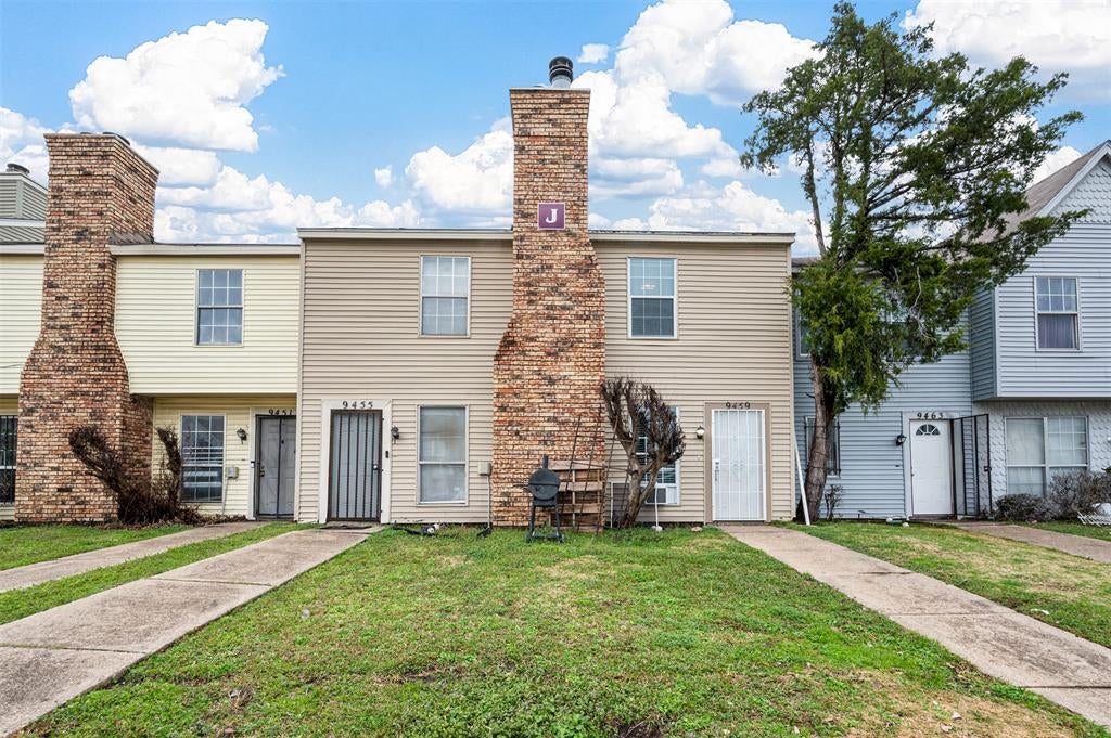 9459 Olde Village Court — photo