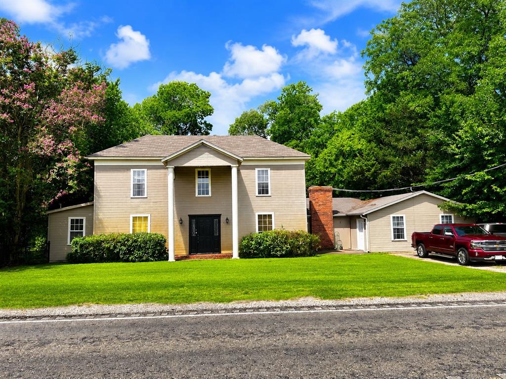18589 FM 1565 — photo
