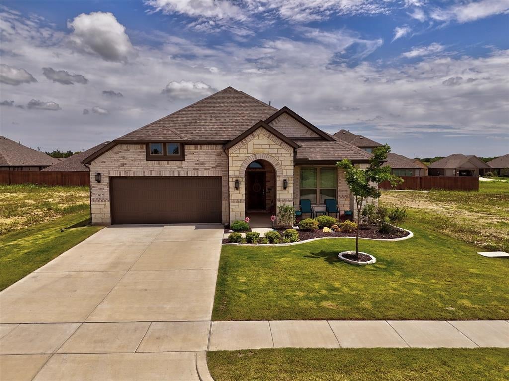 1917 Daybreak Drive — photo