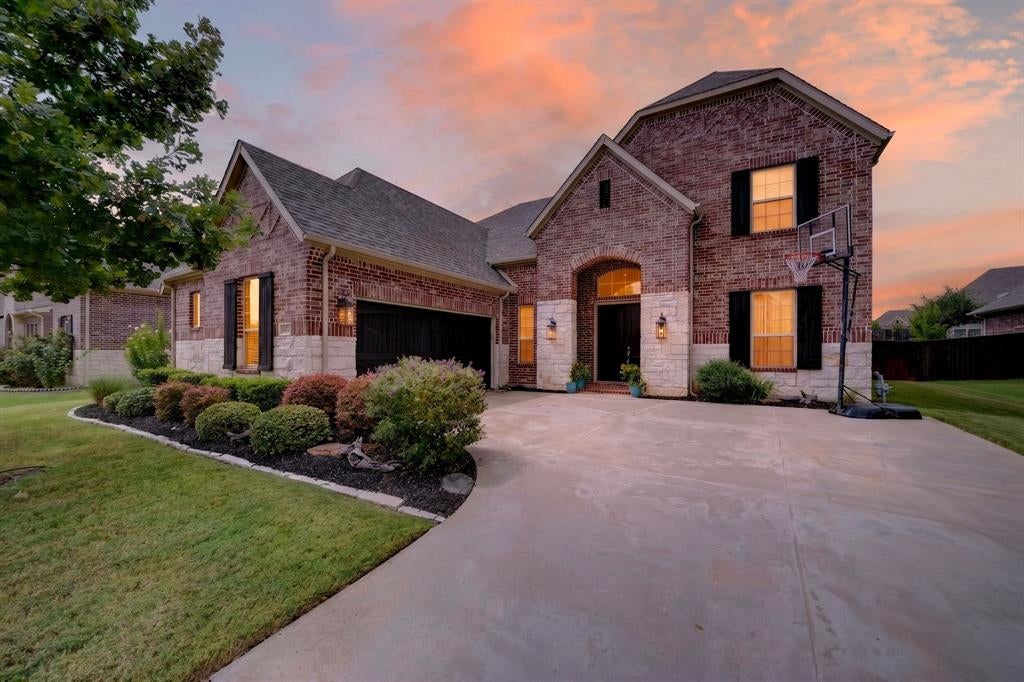 512 Emerson Drive — photo