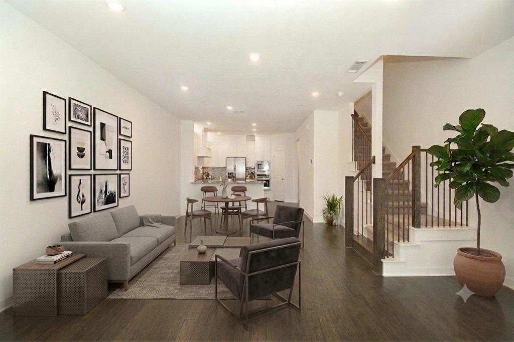432 Texas Drive — photo