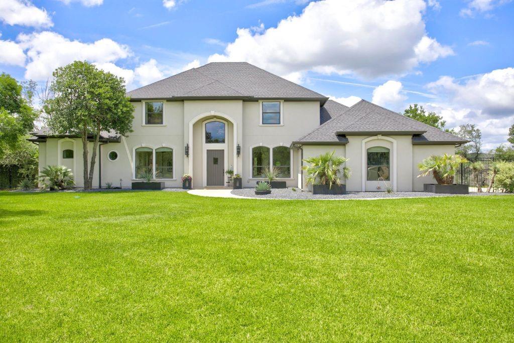 137 Crest Canyon Drive — photo