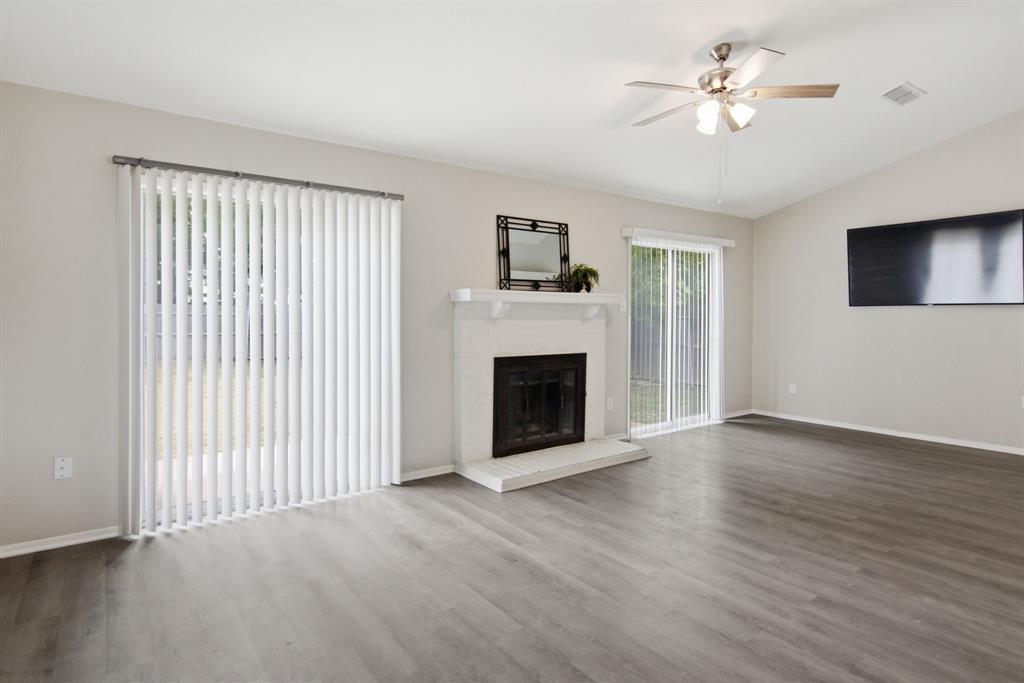 3909 Dogwood Court — photo