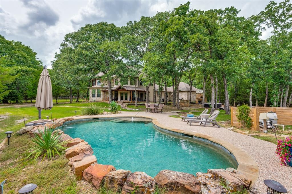 9011 Texas Trail — photo