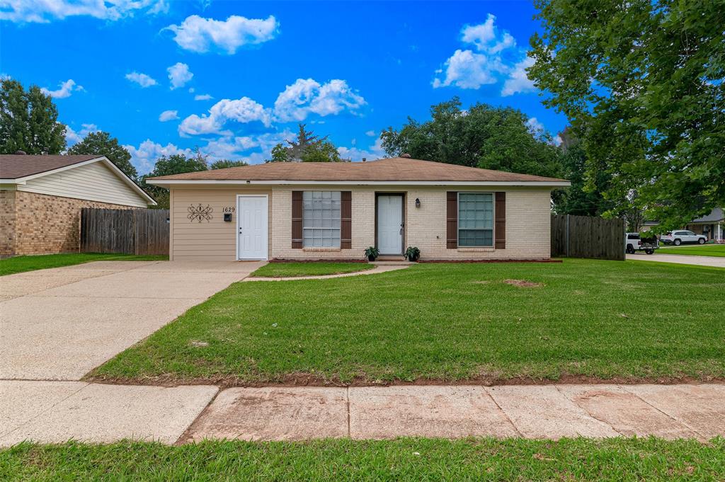 1629 Nikki Lynn Drive — photo