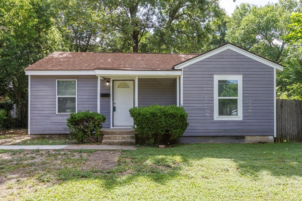 1738 Oak Hill Circle — photo