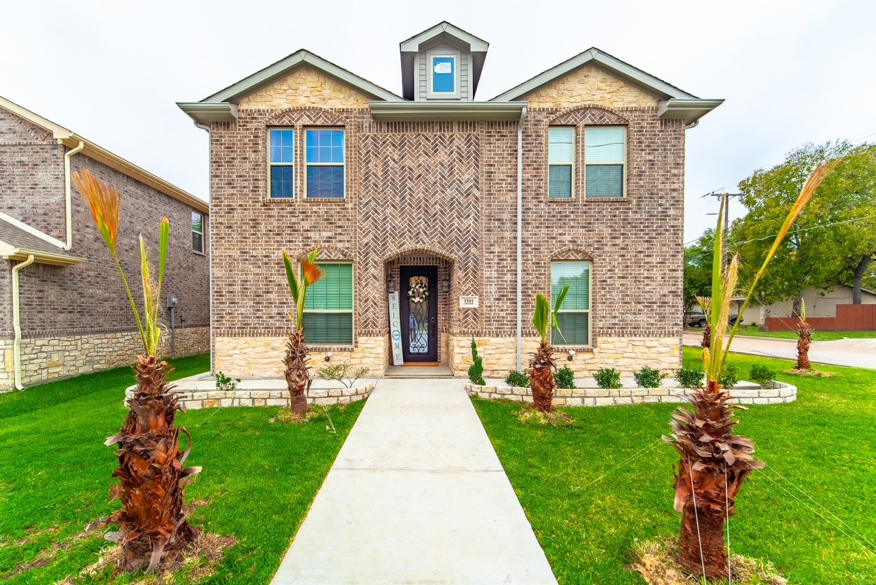 1501 Lakeview Drive — photo