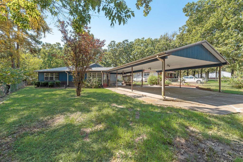 111 Dogwood Trail — photo