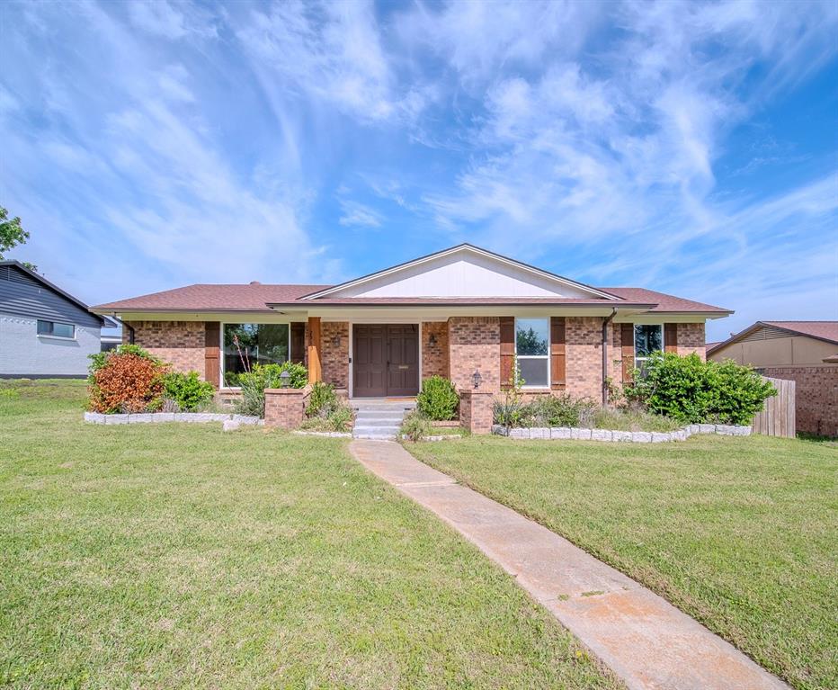2513 Belhaven Drive — photo
