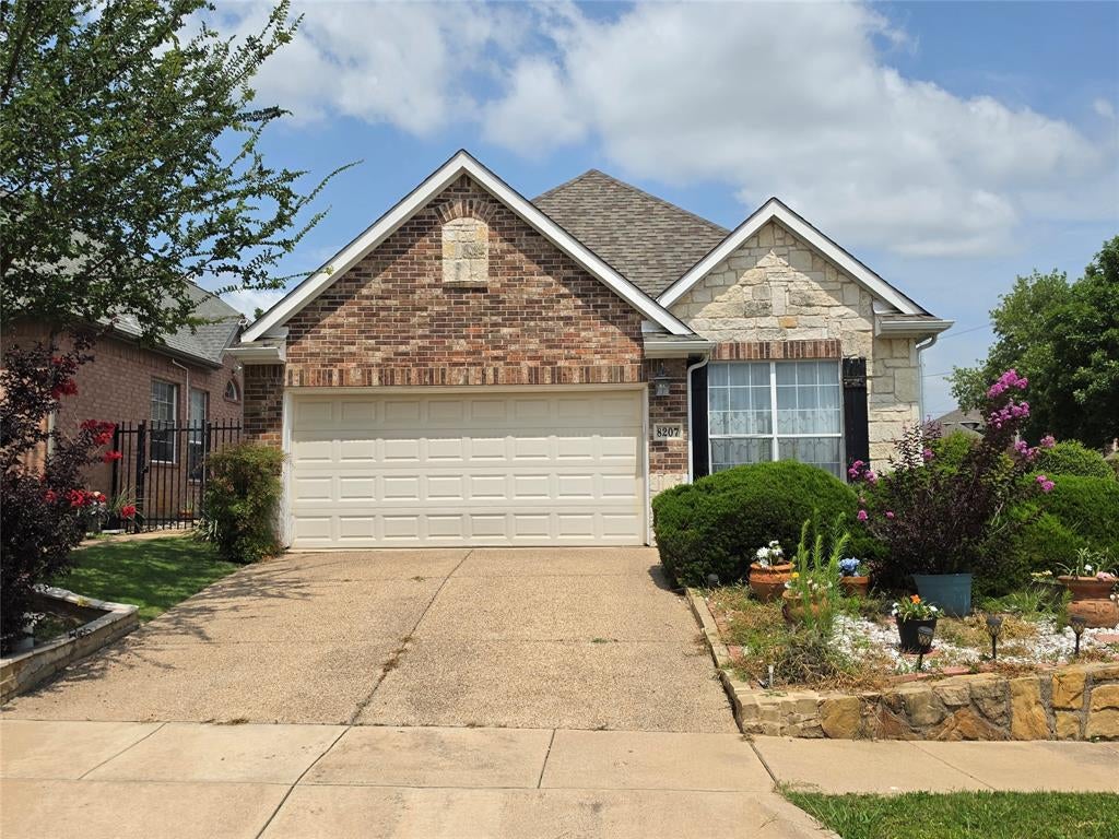 8207 Persimmon Street — photo