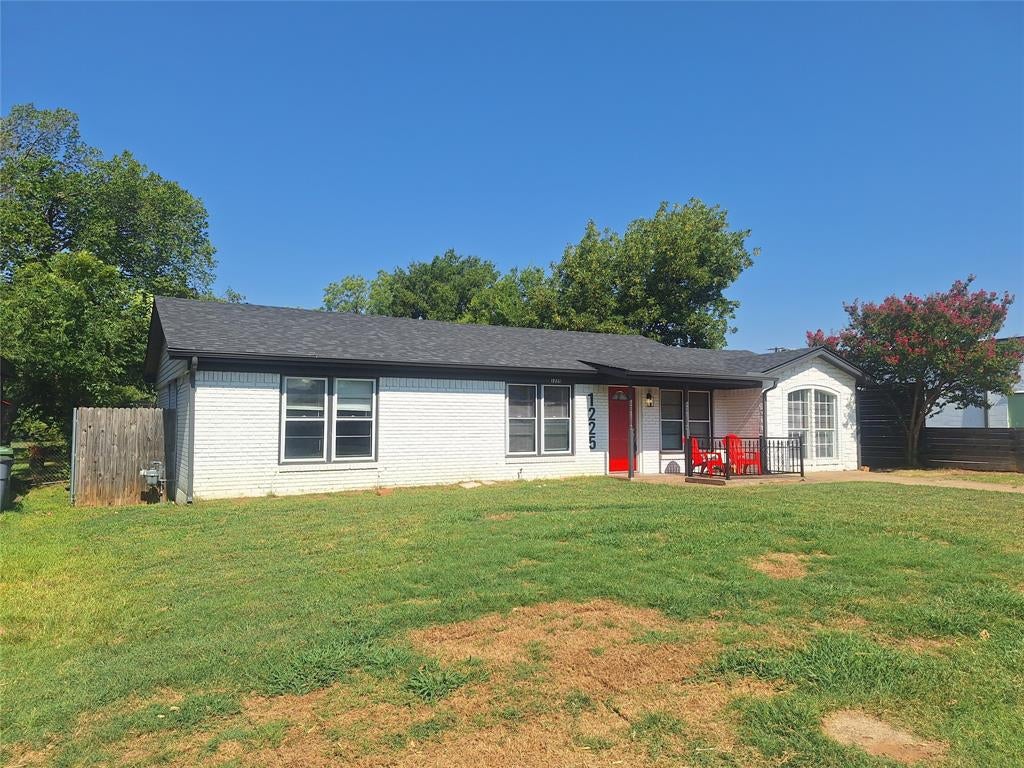 1225 Harrison Lane — photo