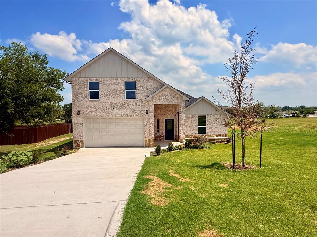 402 Bellaire Circle — photo