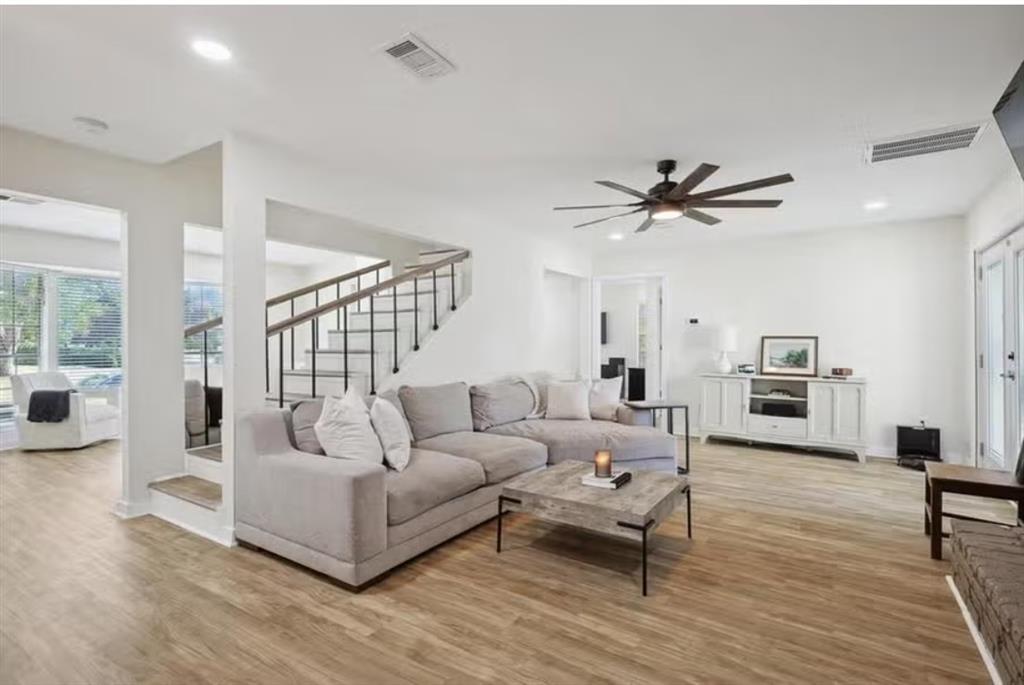 13505 Pyramid Drive — photo