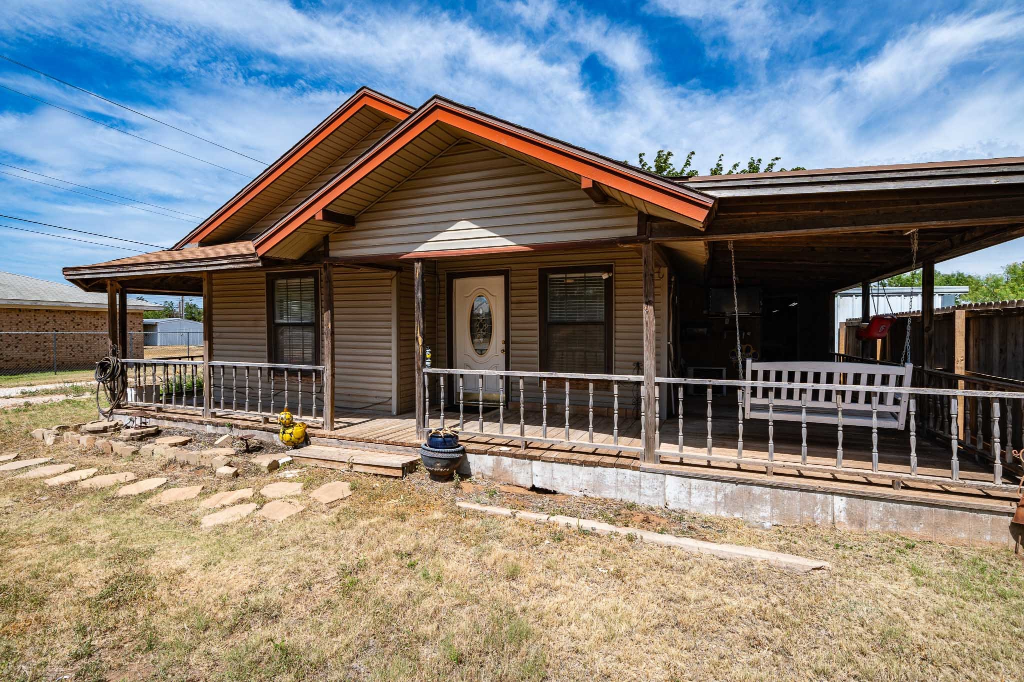 106 Cherry, Merkel, TX 79536 — photo 2