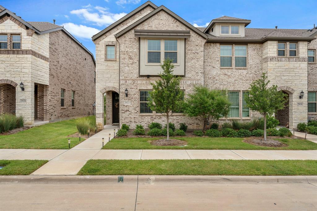 2922 Alto Drive — photo