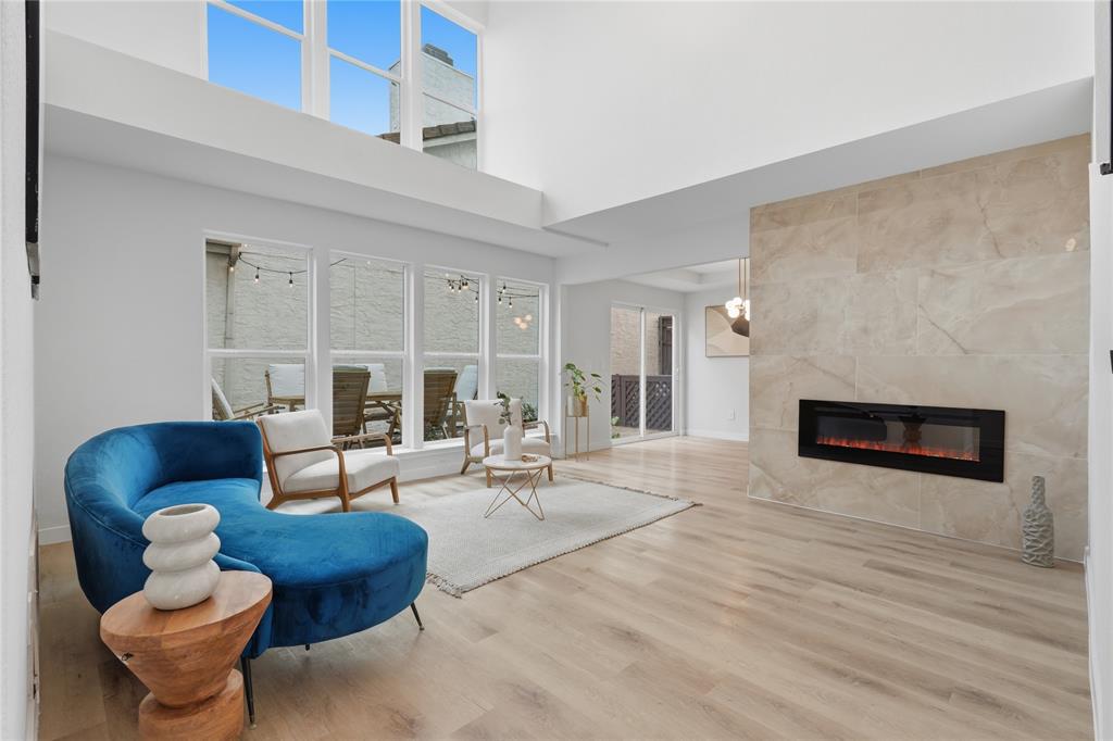 17118 Planters Row — photo