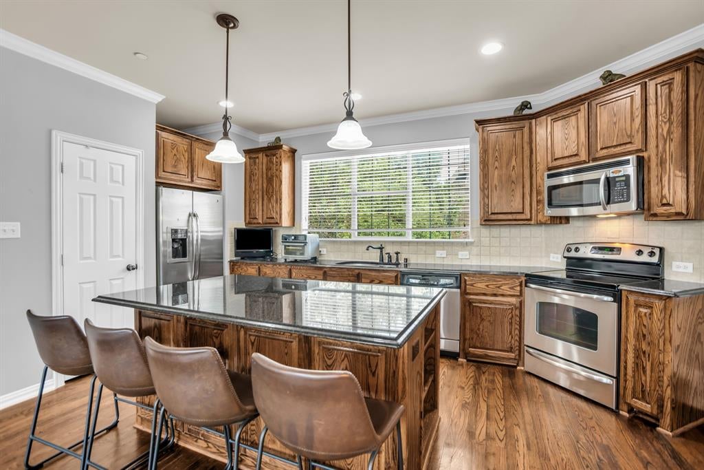 2700 Club Ridge Drive 1 — photo