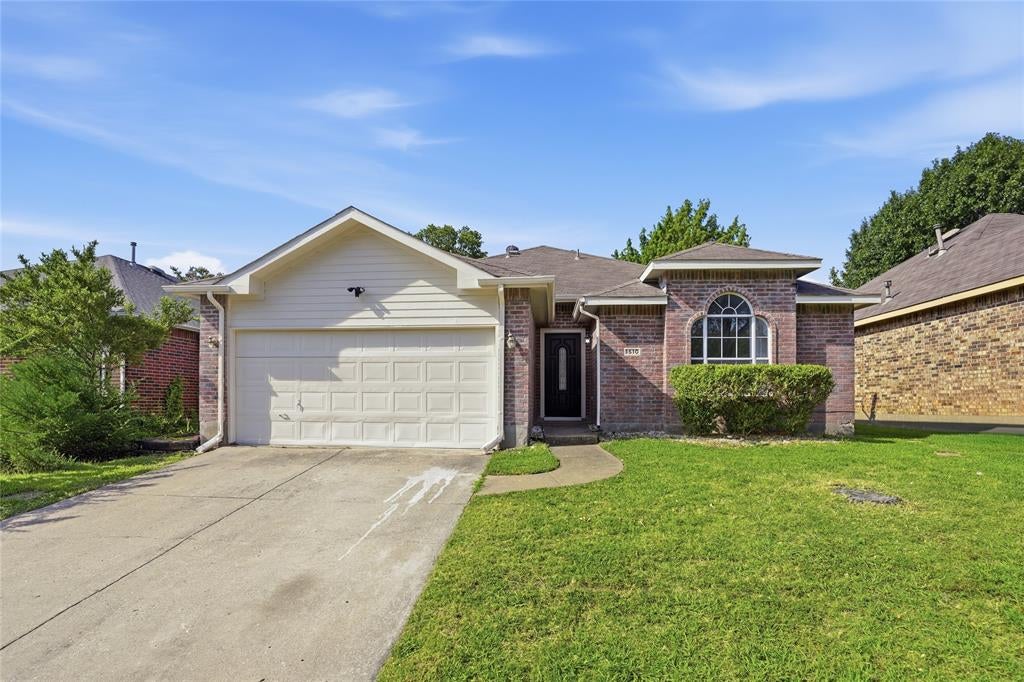 1510 Cross Courts Drive — photo
