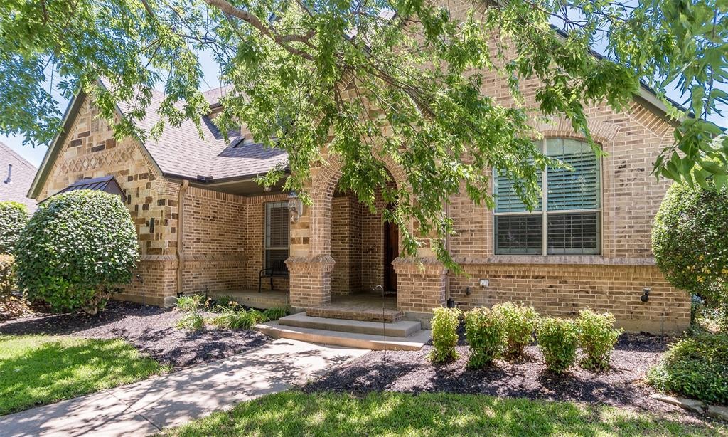 6208 Riverview Circle — photo