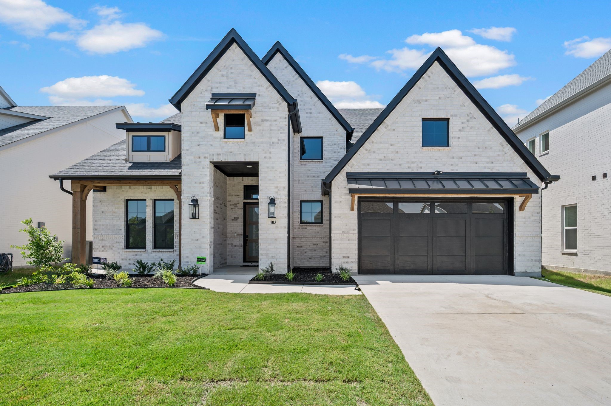 403 Kestrel Court — photo