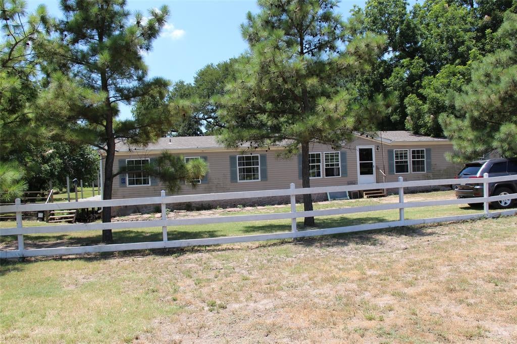 1199 County Road 1245 — photo