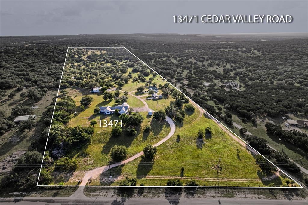 13471 Cedar Valley Road — photo