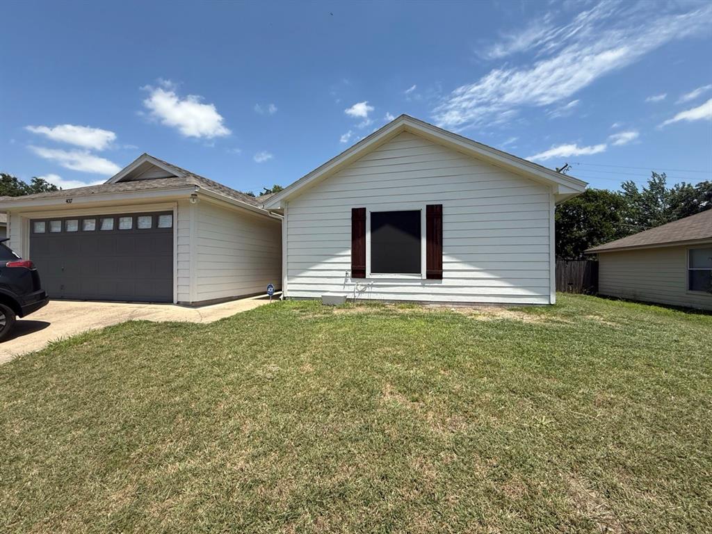 4017 Devonaire Drive — photo