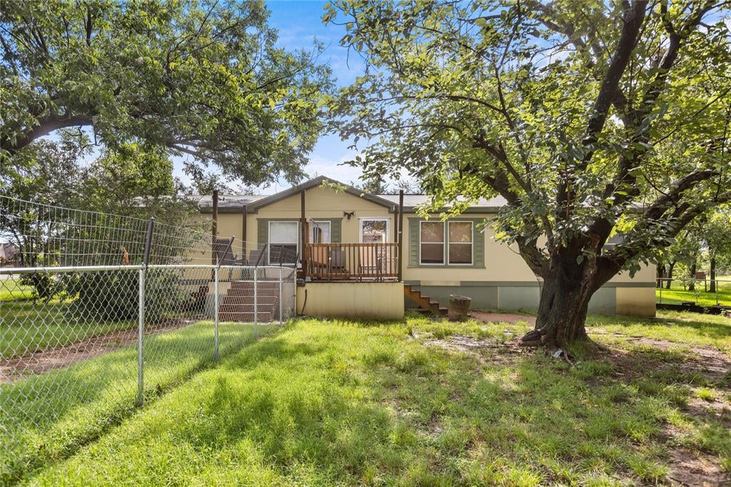 830 Pearce Drive — photo