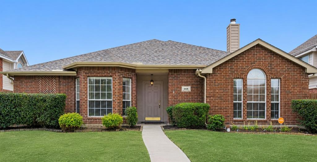 1818 Lake Tawakoni Drive — photo