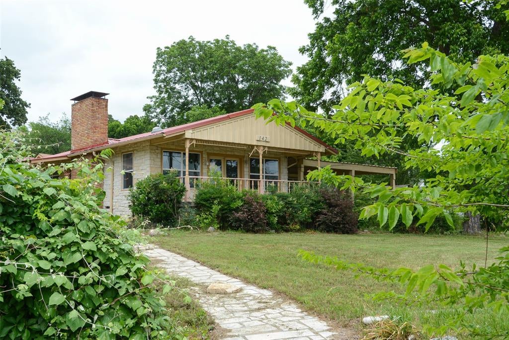 142 Seaside Drive — photo