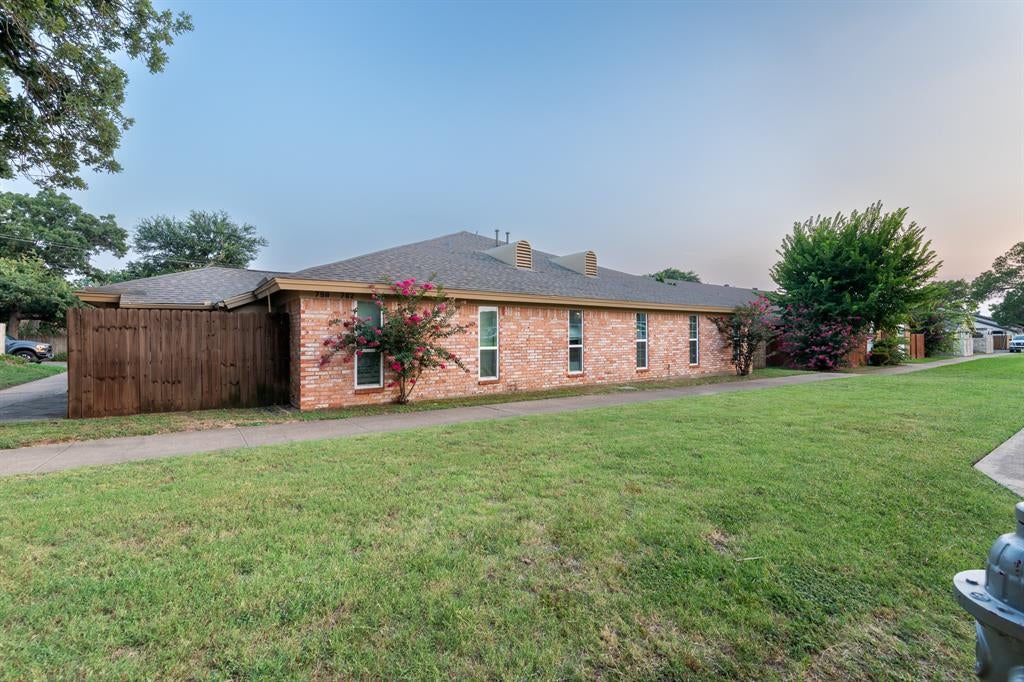 756 E Pecan Street 756 — photo