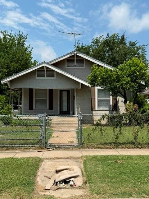 2203 Pearl Avenue — photo